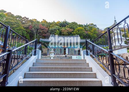 GWANGJU, COREA, 21 OTTOBRE 2019: Tempio di Wonhyosa nel parco nazionale di Mudeungsan nella Repubblica di Corea Foto Stock