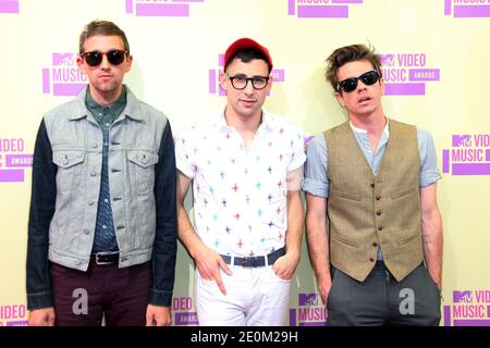 Andrew Dost, Jack Antonoff e Nate Ruess della band Fun arriveranno al 'TV Video Music Awards' 2012 tenutosi presso lo Staples Center di Los Angeles, California, USA il 6 settembre 2012. Foto di Krista Kennel/ABACAPRESS.COM Foto Stock