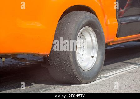 Pneumatico slick per auto da corsa drag Foto Stock