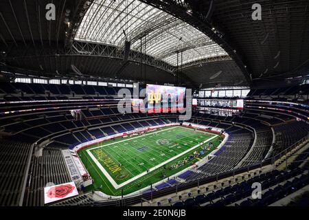 Arlington, Texas, Stati Uniti. 01 gennaio 2021. AT&T Stadium in una partita tra l'Alabama Crimson Tide e il Notre Dame Fighting Irish della partita di football della CFP Semifinale Rose Bowl del 2021 presentata da Capital One all'AT&T Stadium di Arlington, Texas, 1 gennaio 2021.Manny Flores/CSM Credit: CAL Sport Media/Alamy Live News Foto Stock