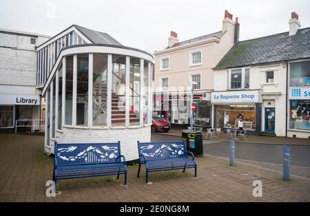 Newhaven East Sussex , Inghilterra , Regno Unito - Empty Looking Newhaven High Street . Foto Stock