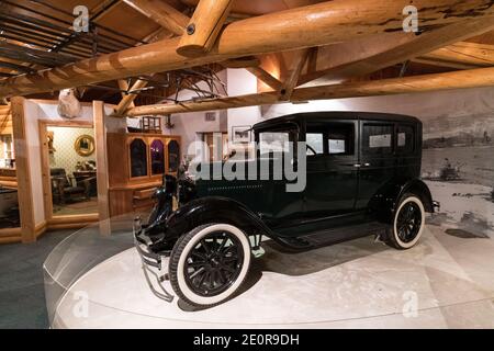 Mostra della prima auto in città al George Johnston Museum sulla Alaska Highway a Teslin, Yukon, Canada. Foto Stock