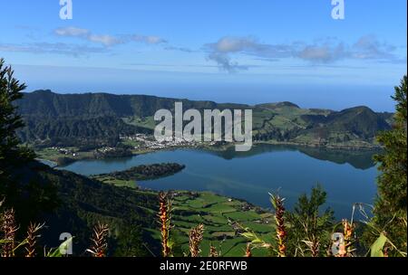 Splendida vista sui laghi di Sete Cidades nelle Azzorre. Foto Stock