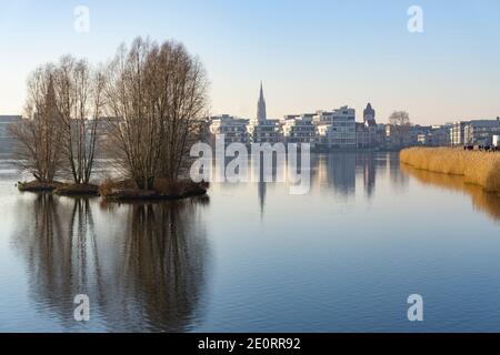 Lago Phönix in inverno, Hörde, Dortmund, Ruhr Area, Nord Reno-Westfalia, Germania, Europa Foto Stock