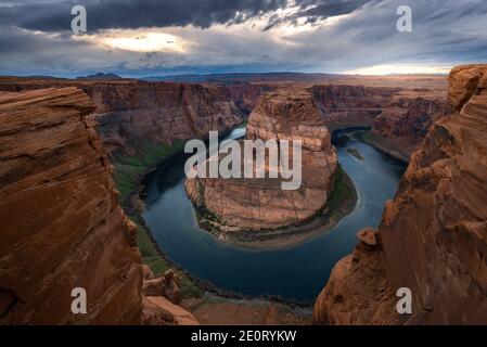 Curva a ferro di cavallo, meandro del fiume Colorado in Pagina, Arizona, Stati Uniti d'America