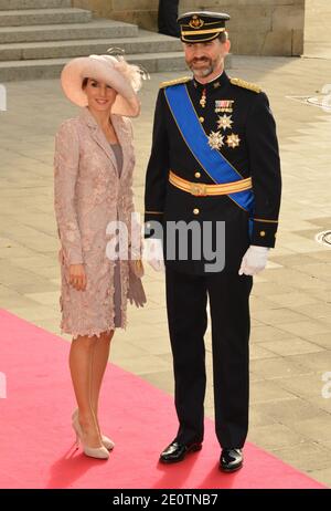 Il principe ereditario Felipe di Spagna e la principessa Letizia di Spagna che arrivano alla cerimonia nuziale del Granduca ereditario Guillaume di Lussemburgo e della Principessa Stephanie di Lussemburgo presso la Cattedrale di nostra Signora di Lussemburgo, a Lussemburgo, il 20 ottobre 2012. Il Granduca ereditario di Lussemburgo, di 30 anni, è l'ultimo Principe ereditario d'Europa a sposarsi, sposando la sua sposa contessa belga di 28 anni in una sontuosa cerimonia di 2 giorni. Foto di Jeremy Charriau/ABACAPRESS.COM Foto Stock