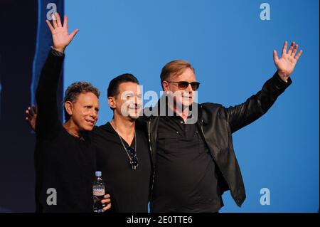 La British Band Depeche Mode (Dave Gahan, Martin Gore e Andy Fletcher) dà una conferenza stampa per annunciare il loro World Tour 2013, a Parigi, Francia, il 23 ottobre 2012. Foto di Christophe Guibbaud/ABACAPRESS.COM Foto Stock