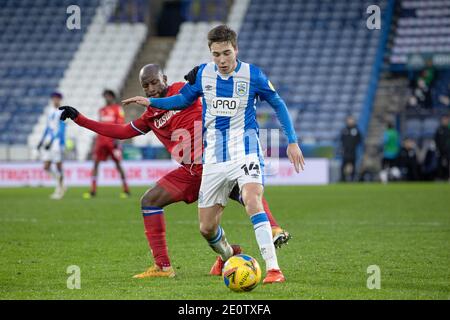 Huddersfield, Regno Unito. 02 gennaio 2021. HUDDERSFIELD, INGHILTERRA. JAN 2 Carel Eiting di Huddersfield Town durante la partita Sky Bet Championship tra Huddersfield Town e Reading al John Smith's Stadium di Huddersfield sabato 2 gennaio 2021. (Credit: Pat Scaasi | MI News ) Credit: MI News & Sport /Alamy Live News Foto Stock