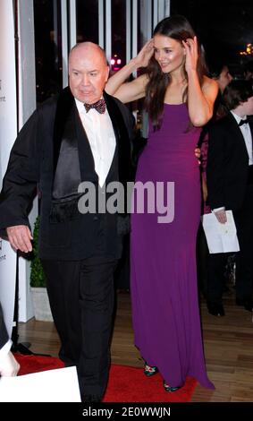 Jack o'Brien e Katie Holmes partecipano al gala di champagne e caroling della Broadway Dreams Foundation al Celsius di Bryant Park, New York City, NY, USA il 10 dicembre 2012. Foto di Donna Ward/ABACAPRESS.COM Foto Stock