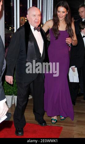 Jack o'Brien e Katie Holmes partecipano al gala di champagne e caroling della Broadway Dreams Foundation al Celsius di Bryant Park, New York City, NY, USA il 10 dicembre 2012. Foto di Donna Ward/ABACAPRESS.COM Foto Stock