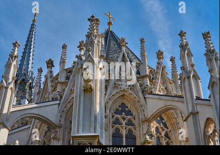 Impressionante architettura della chiesa di Votivkirche. Vienna, Austria Foto Stock