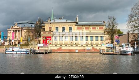 Il Museo Schweriner a Burgsee, di fronte al Castello, in Germania Foto Stock