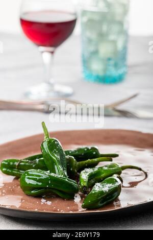 Pimientos De Padron Foto Stock