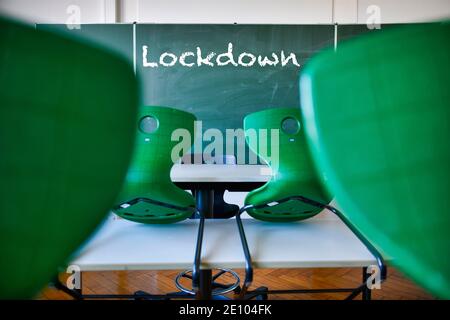 Consiglio con iscrizione LOCKDOWN, hard lockdown dal 16.12.2020 in Germania, in classe, Corona Crisis, Germania, Europa Foto Stock