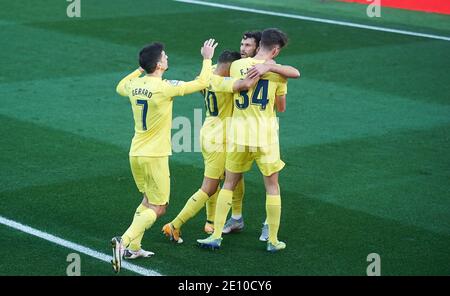 I giocatori di Villarreal festeggiano l'obiettivo di Fer Nino durante il campionato spagnolo la Liga tra Villarreal e Levante il 2 gennaio 2021 a Estadio de la Ceramica a Vila-Real, Spagna - Foto Maria Jose Segovia / Spagna DPPI / DPPI / LM Foto Stock