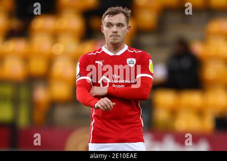 Luke Thomas of Barnsley - Norwich City v Barnsley, Sky Bet Championship, Carrow Road, Norwich, UK - 2 gennaio 2020 solo per uso editoriale - si applicano restrizioni DataCo Foto Stock