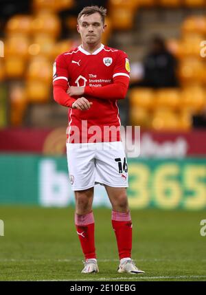 Luke Thomas of Barnsley - Norwich City v Barnsley, Sky Bet Championship, Carrow Road, Norwich, UK - 2 gennaio 2020 solo per uso editoriale - si applicano restrizioni DataCo Foto Stock