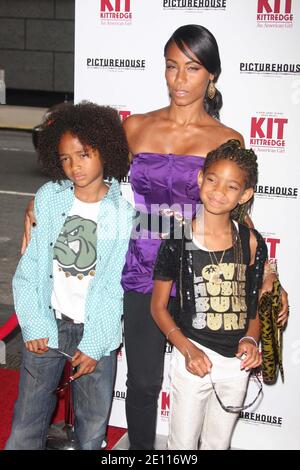 Jaden, Willow Smith & Jada Pinkett Smith 06-19-08, Foto di John Barrett/PHOTOlink /MediaPunch Foto Stock