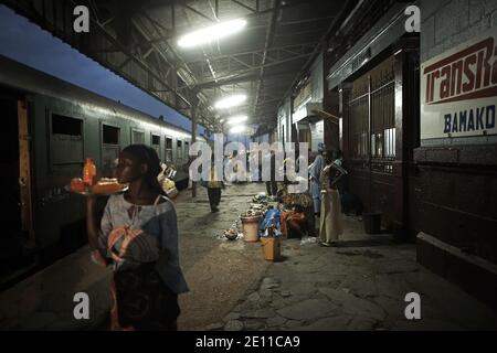 Stazione ferroviaria di Bamako, Mali, Africa Occidentale. Foto Stock