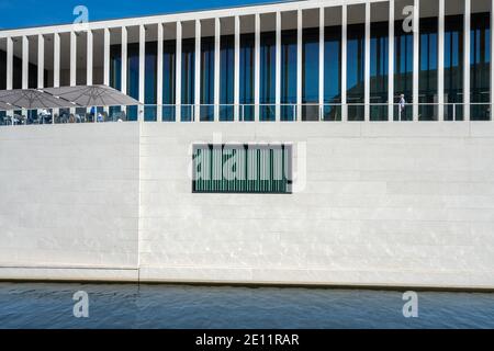 La nuova galleria James Simon tra Kupfergraben e Neues Museum, Berlino, Germania... Foto Stock