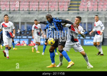 Milano, Italia. 3 gennaio 2021. Romelu Lukaku (9) del FC Internazionale ha visto durante la Serie UN TIM match tra FC Internazionale e FC Crotone al San Siro di Milano. (Photo Credit: Gonzales Photo/Alamy Live News Foto Stock