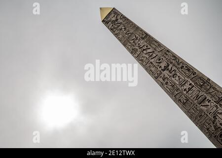 Ago di Cleopatra, Place de la Concorde a Parigi, Francia Foto Stock