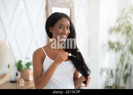 Prodotti naturali e cosmetici per capelli per la cura della casa durante covid-19 quarantena Foto Stock