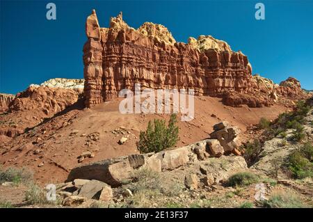 Butte di arenaria a Mesa del Yeso vicino Abiquiu, Nuovo Messico, STATI UNITI D'AMERICA Foto Stock