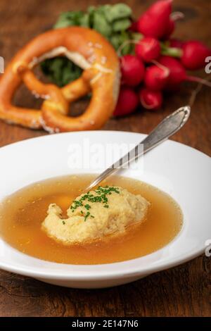 Zuppa di semolino Foto Stock