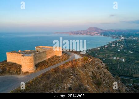 Fortezza Ottomana sulla cima di una collina presso l'antica Aptera, Megala Chorafia, Souda, Creta, Grecia Foto Stock