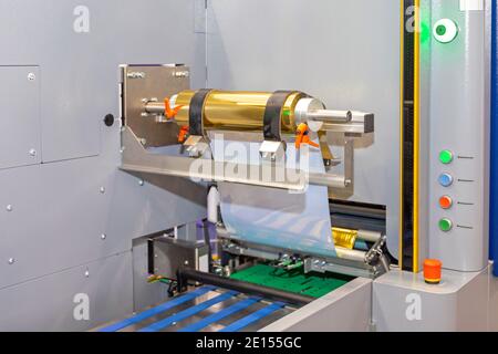 Macchina per la stampa di goffratura di lettere in foglio d'oro caldo commerciale Foto Stock