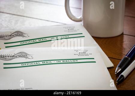 I voti ufficiali per posta per le elezioni politiche degli Stati Uniti Foto Stock