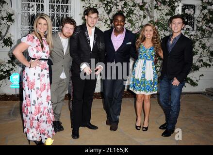 I primi 6 Idol?Americani? Concorrenti : Casey Abrams, Lauren Alaina, Scotty McCreery, James Durbin, Jacob Lusk e Haley Reinhart partecipano al via della quinta settimana Britannica annuale presso la residenza ufficiale del Console Generale britannico a Hancock Park. Los Angeles, CA, USA il 26 aprile 2011. Foto di Lionel Hahn/ABACAPRESS.COM Foto Stock