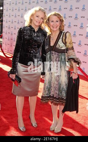 Hayley Mills, Juliet Mills, un americano a Parigi, primo mondiale del 60° anniversario al Grauman's Chinese Theatre di Los Angeles, CA, USA, 28 aprile 2011. Foto di Baxter/ABACAPRESS.COM Foto Stock