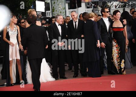 La giuria del lungometraggio in arrivo per la cerimonia di apertura del 64° Festival Internazionale del Cinema di Cannes e la proiezione dell'ultimo film di Woody Allen "Midnight in Paris" presentato fuori concorso, il 11 maggio 2011 a Cannes. Foto di Hahn-Nebinger/ABACAPRESS.COM Foto Stock