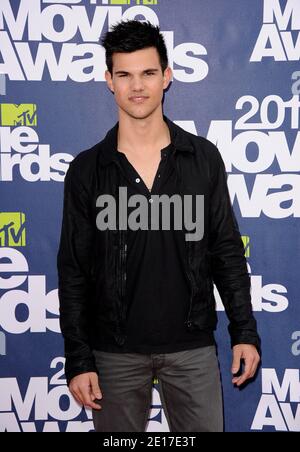 Taylor Lautner partecipa ai MTV Movie Awards 2011 al Gibson Theatre di Los Angeles, California, USA il 5 giugno 2011. Foto di Lionel Hahn/ABACAPRESS.COM Foto Stock