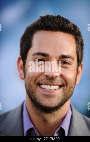 Zachary Levi partecipa alla prima di Warner Bros "Green Lantern" al Grauman's Chinese Theatre di Los Angeles, California, 15 giugno 2011. Foto di Lionel Hahn/ABACAPRESS.COM Foto Stock