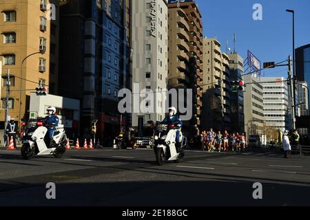 Tokyo, Giappone. 2 gennaio 2021. General view Ekiden : la 97a corsa di Hakone Ekiden, corsa di andata e ritorno del Collegio di Tokyo-Hakone Ekiden, prima sezione a Tokyo, Giappone . Credit: AFLO/Alamy Live News Foto Stock