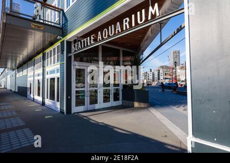 L'acquario di Seattle sul molo 59 sul lungomare di Elliott Bay a Seattle, Washington Foto Stock