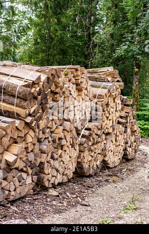 Palo di legno è preparato Foto Stock