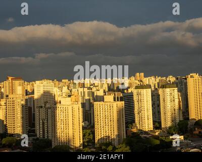 Tramonto in Sao Paulo, Brasile. Foto Stock