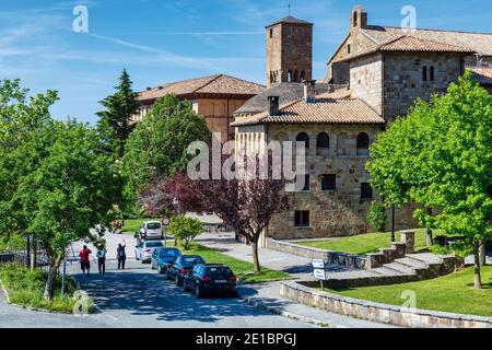 Il Monastero di San Salvador di Leyre, Navarra, Spagna. Foto Stock