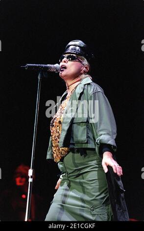 Blondie in concerto alla Wembley Arena di Londra, Regno Unito. 7 novembre 1999 Foto Stock