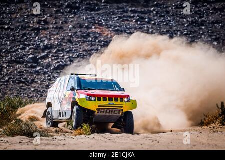 Riyadh, Arabia Saudita. 06 gennaio 2021. 361 Lu Binglong (chn), ma Wenke (chn), Baic, Baic ORV, Auto, azione durante la quarta tappa della Dakar 2021 tra Wadi al Dawasir e Riyadh, in Arabia Saudita il 6 gennaio 2021 - Foto Frederic le Floc& 039;h/DPPI/LM Credit: Gruppo Editoriale LiveMedia/Alamy Live News Foto Stock