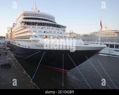 Immagini della nuova nave di Cunard, la nuova regina Elisabetta, mentre si prepara a prendere il suo viaggio inaugurale da New York. Immagini scattate il 14 gennaio 2010. Foto di Dennis Van Tine/ABACAUSA.COM Foto Stock