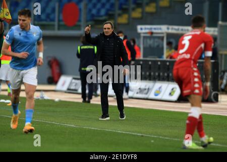 Roma, Italia. 6 gennaio 2021 allenatore Giuseppe Iachini (Fiorentina) durante la serie A match tra SS Lazio e ACF Fiorentina allo Stadio Olimpico il 06 gennaio 2021 a Roma. (Foto di Giuseppe fama/Pacific Press) Credit: Pacific Press Media Production Corp./Alamy Live News Foto Stock