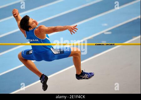 Marco Fassinotti Italia compete nella finale di Men's High Jump durante il giorno 2 del 31° Campionato europeo di Atletica Indoor al Palais Omnisports de Paris-Bercy di Parigi, Francia, il 5 marzo 2011. Foto di Stephane Reix/ABACAPRESS.COM Foto Stock