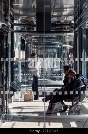 Partick Interchange, una nuova stazione degli autobus presso il centro di trasporti integrato di Glasgow, Scozia, Regno Unito. Foto Stock