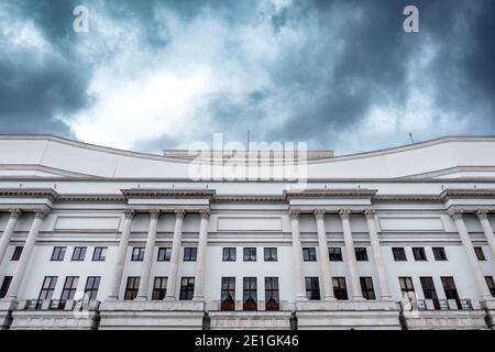 Vista esterna del Teatro Nazionale neoclassico di Varsavia, Polonia. Foto Stock