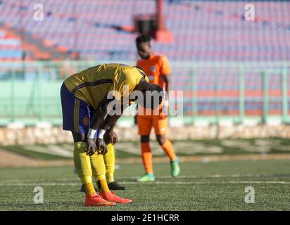 Kampala, Uganda. 6 gennaio 2021. Sadat Anaku del KCCA FC reagisce dopo la seconda partita tra il KCCA FC ugandese (Kampala Capital City Authority Football Club) e il Ruanda COME Kigali (Association Sportive de Kigali) alla Confederations Cup presso il St. Mary's Stadium-Kitende di Kampala, Uganda, 6 gennaio 2021. Credit: Hajarah Nalwadda/Xinhua/Alamy Live News Foto Stock